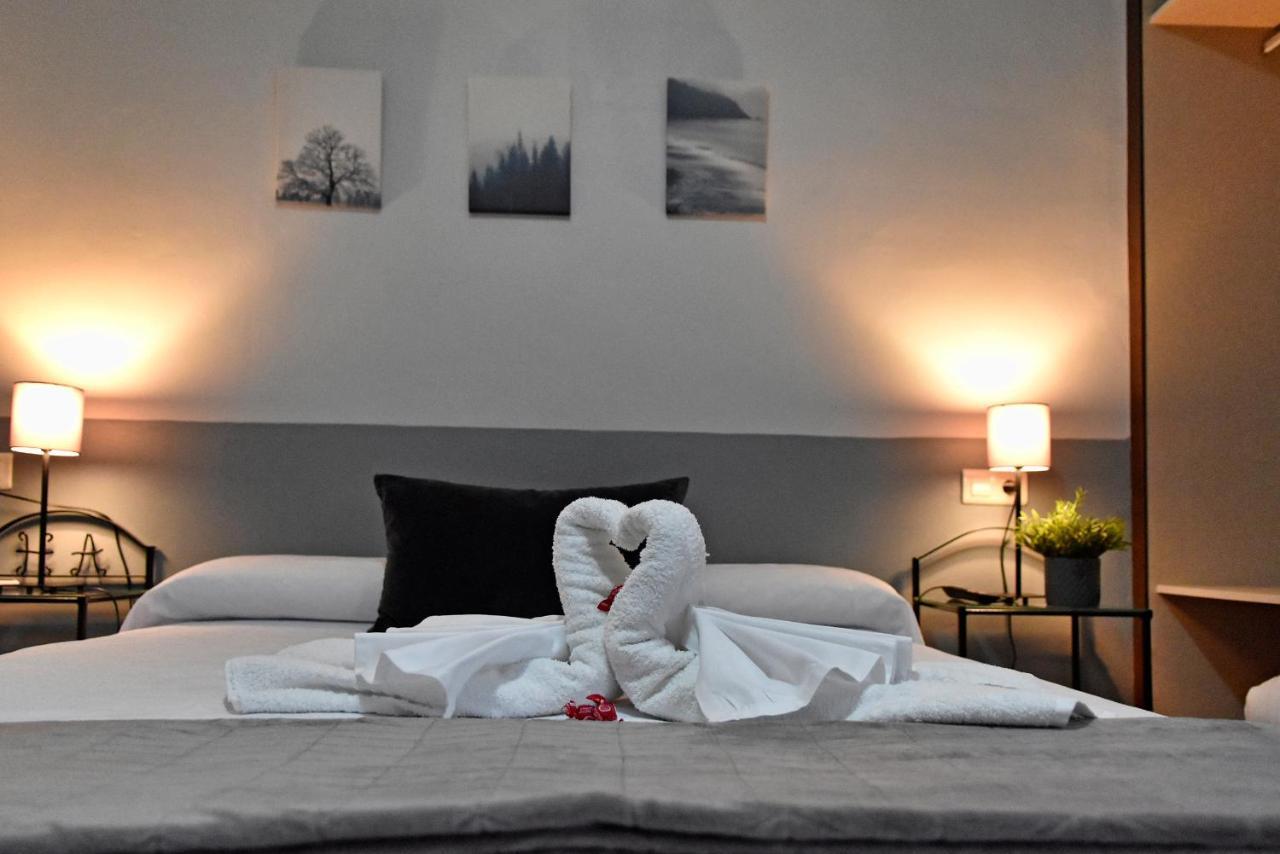 Hotel Rural & Restaurante Las Camaretas Cortes de la Frontera Zewnętrze zdjęcie