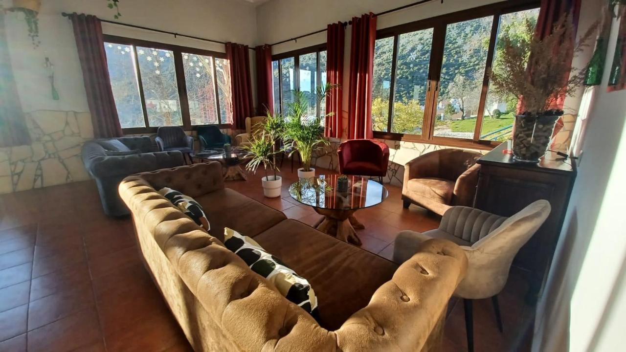 Hotel Rural & Restaurante Las Camaretas Cortes de la Frontera Zewnętrze zdjęcie